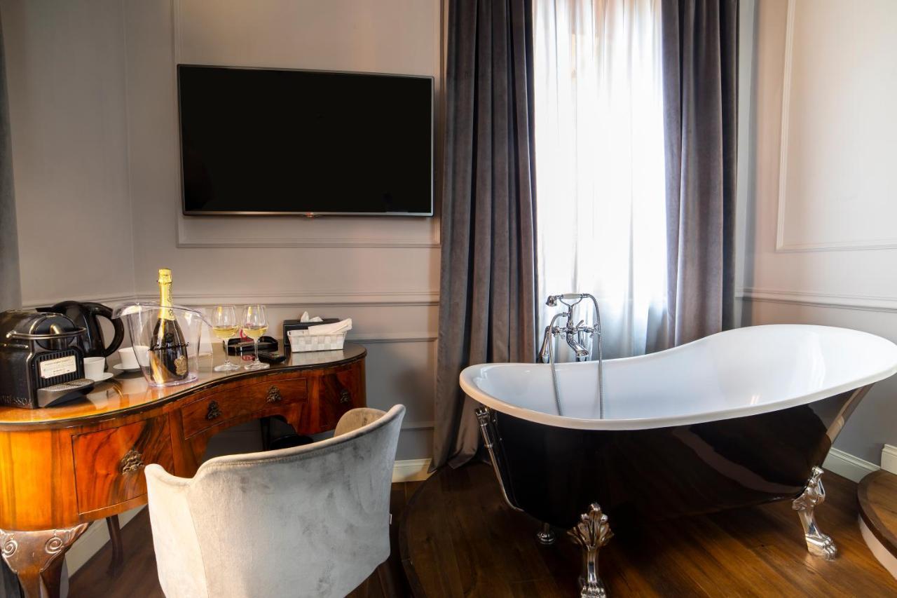 Relais San Lorenzo In Lucina Rome Luaran gambar