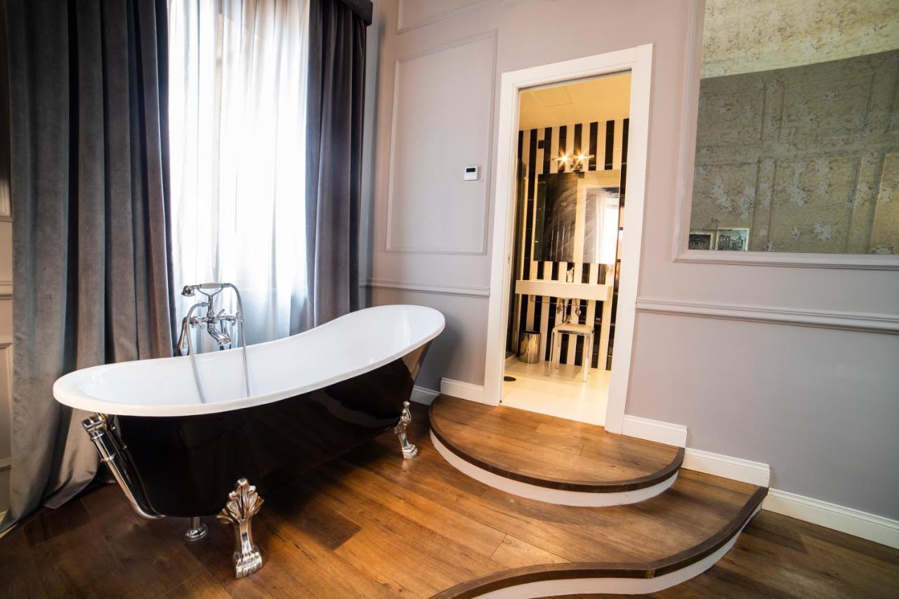 Relais San Lorenzo In Lucina Rome Luaran gambar