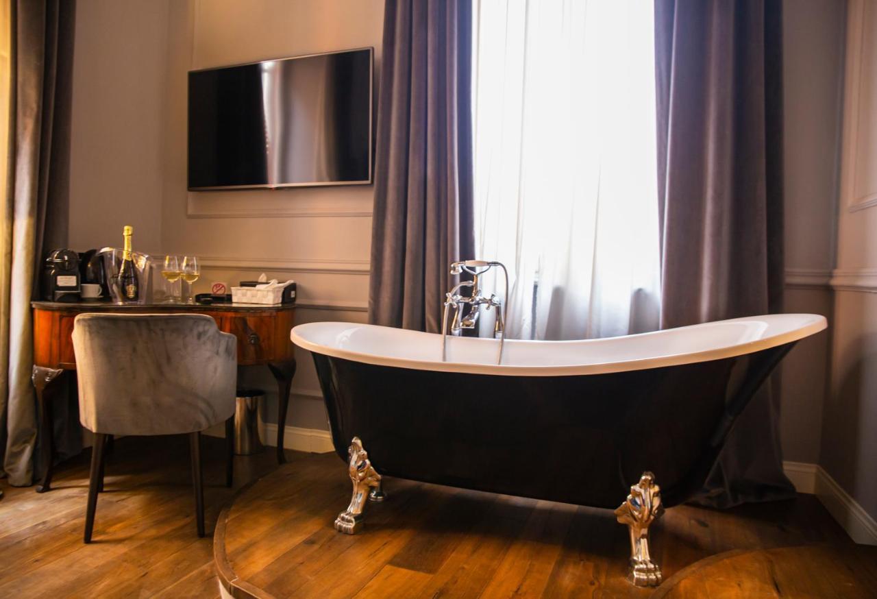 Relais San Lorenzo In Lucina Rome Luaran gambar