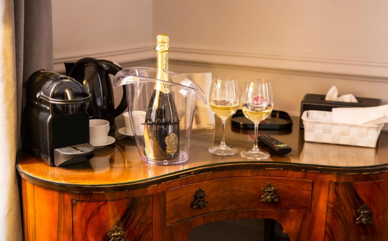 Relais San Lorenzo In Lucina Rome Luaran gambar
