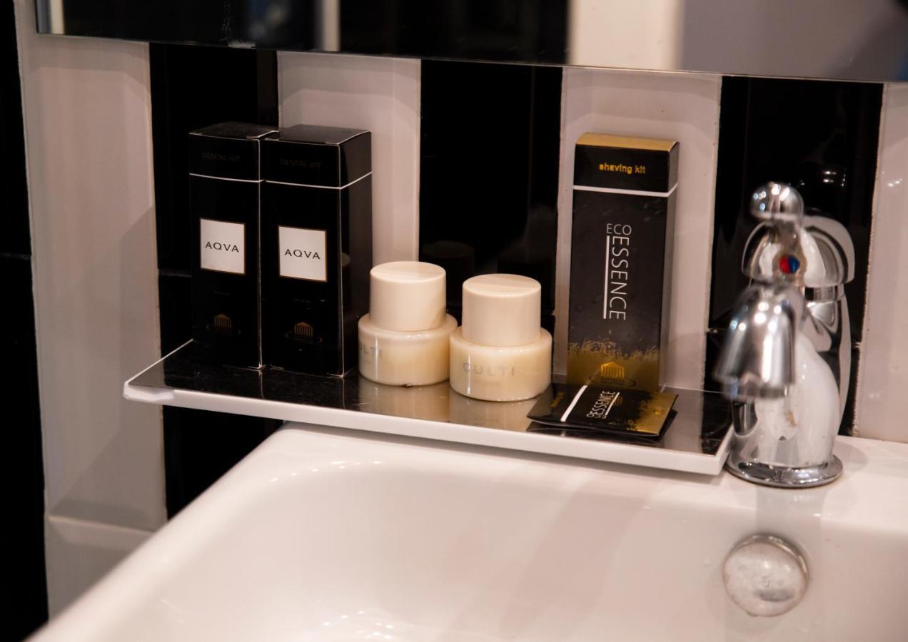 Relais San Lorenzo In Lucina Rome Luaran gambar